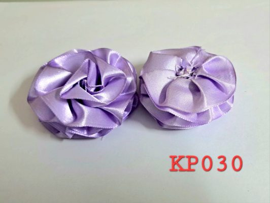 Kuntum bunga mawar pita satin warna light violet